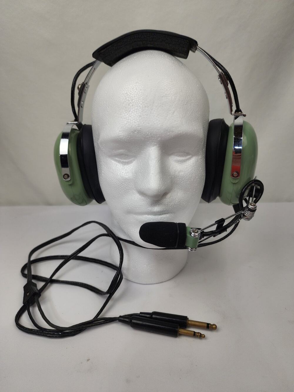 David Clark Aviation H10-40 Aviation Headset w/ Dual Plugs w/ M-4 Mic Untested